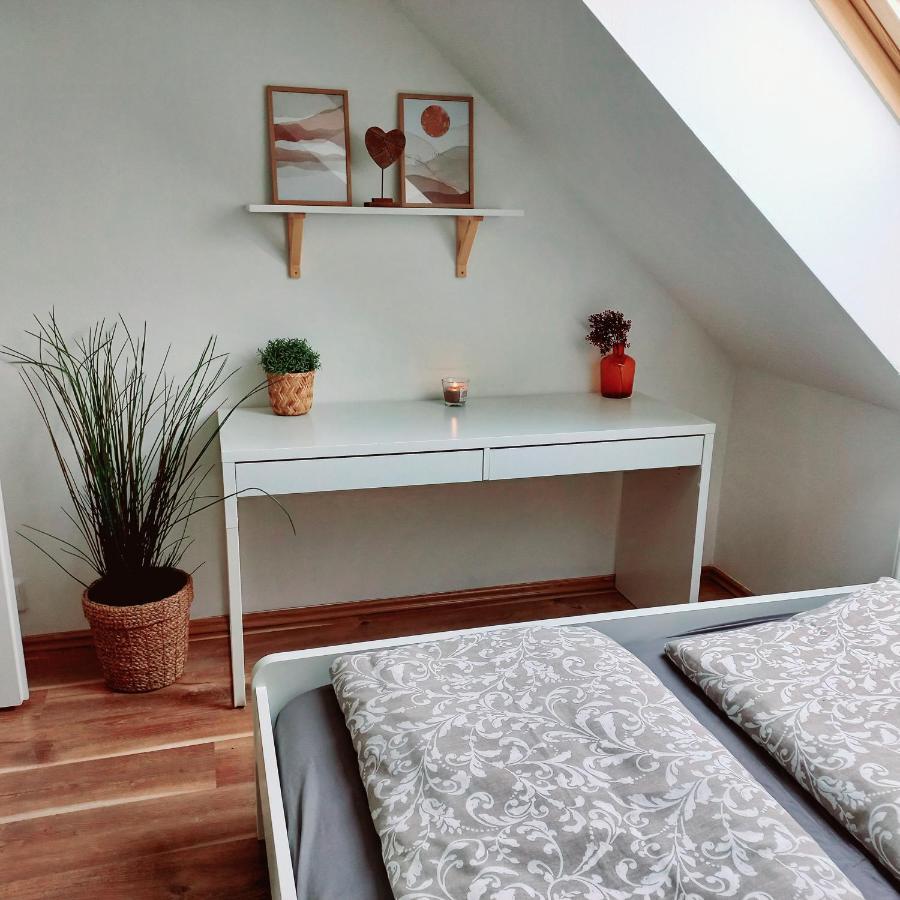 Ferienwohnung Apartman Pod Horama Jilemnice Exterior foto